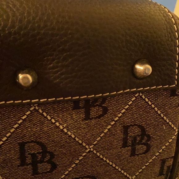 Dooney and Bourke bag - Picture 8 of 11
